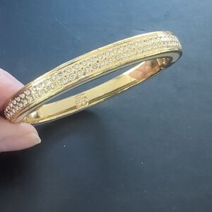 Elegant Gold Bangle with Crystals